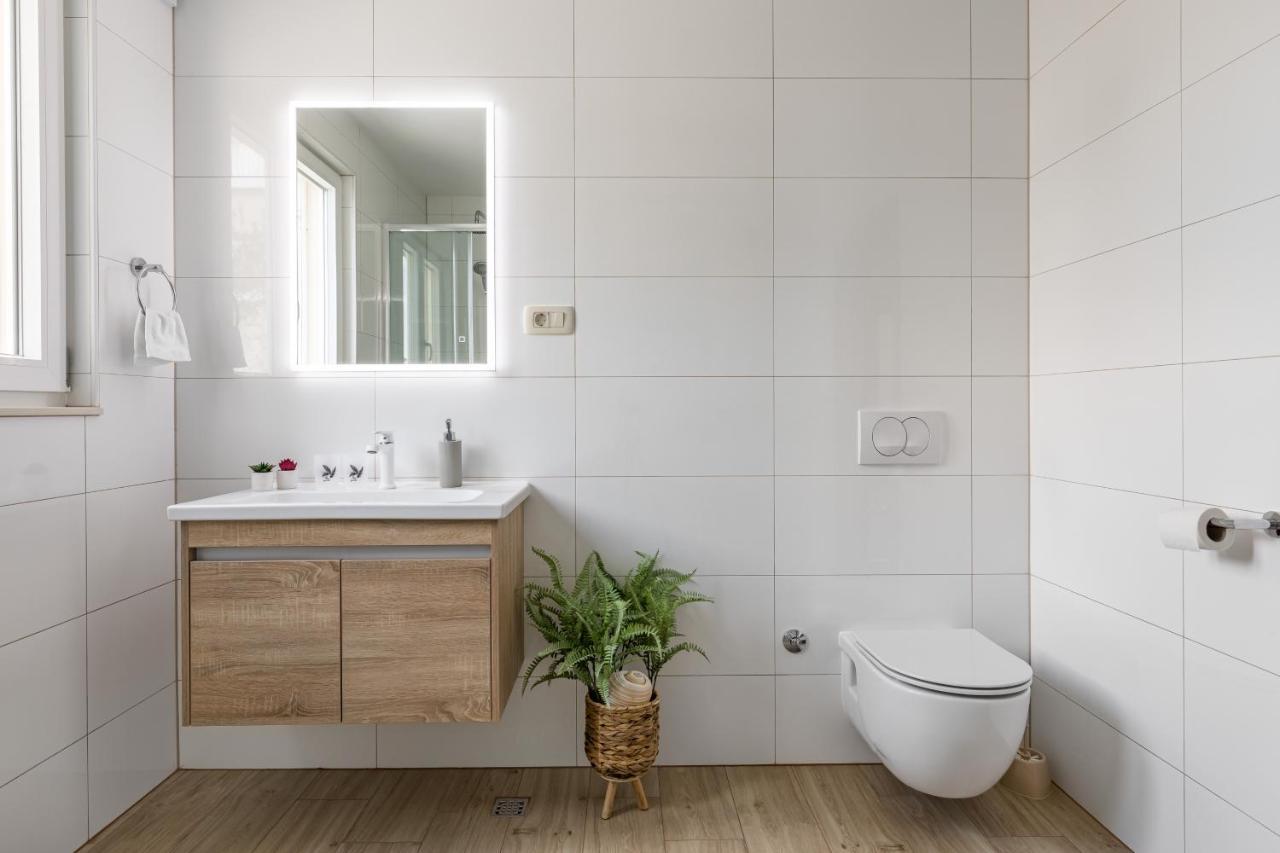 Luxurious Apartments Bona Fide Mimice Buitenkant foto