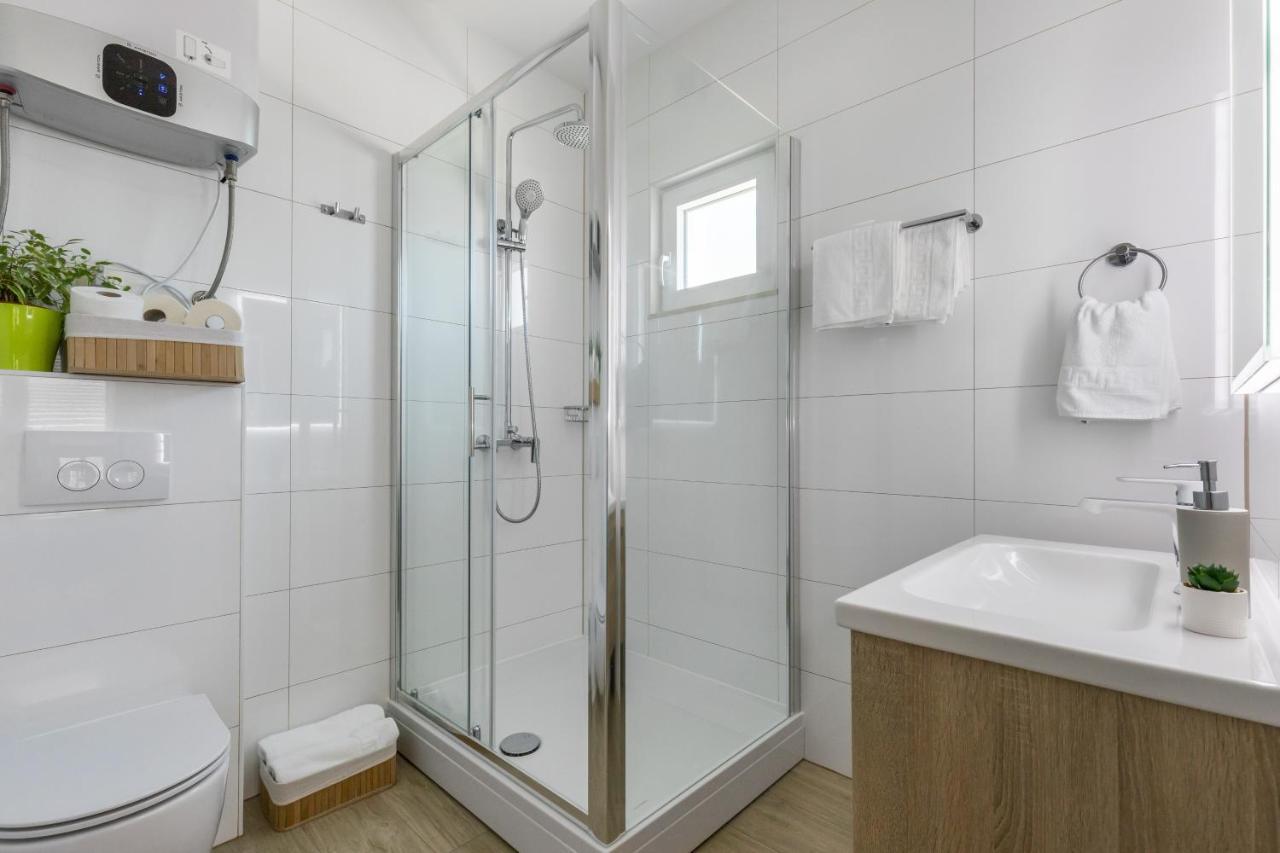 Luxurious Apartments Bona Fide Mimice Buitenkant foto